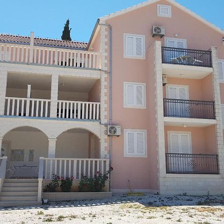 Ruzica Apartments Mirce Exteriér fotografie